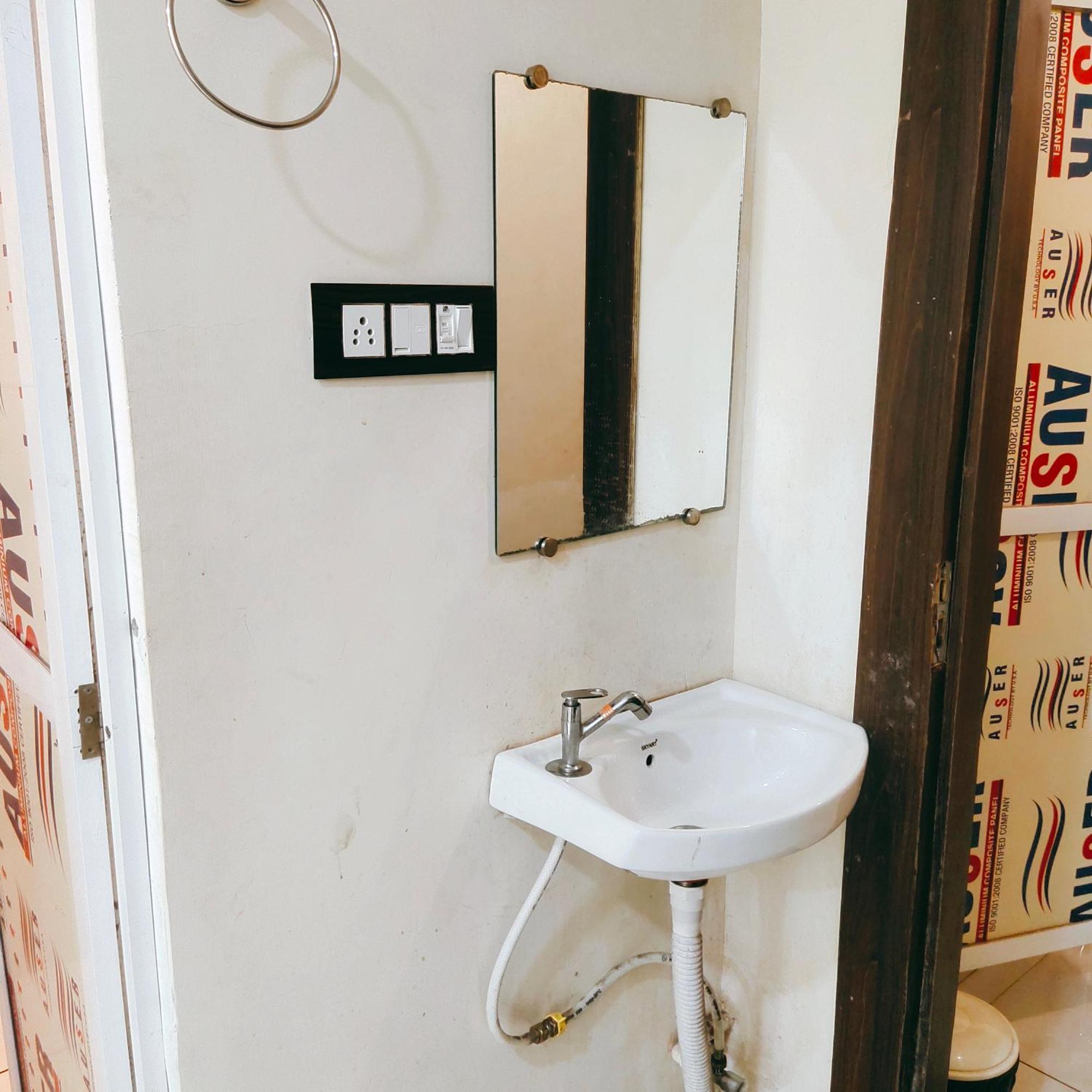 Hotel Shipra Inn Ujjain Exteriör bild